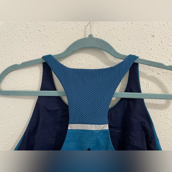 Outdoor Voices Apex Bra in Gulf - Blue Two Tone Heathered Sports Bra - Picture 6 of 14